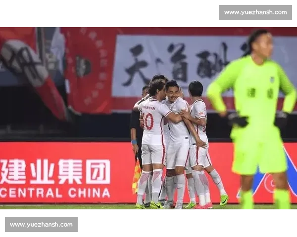 中超焦点大战上港对阵权健攻防对决与争冠格局深度解析 中超焦点大战上港对阵权健攻防对决与争冠格局深度解析